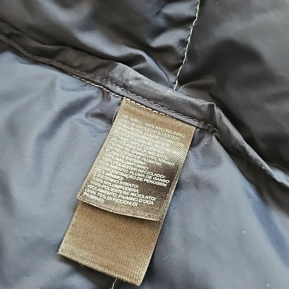 The North Face Men'sPuffer Jacket - Navy and Gray